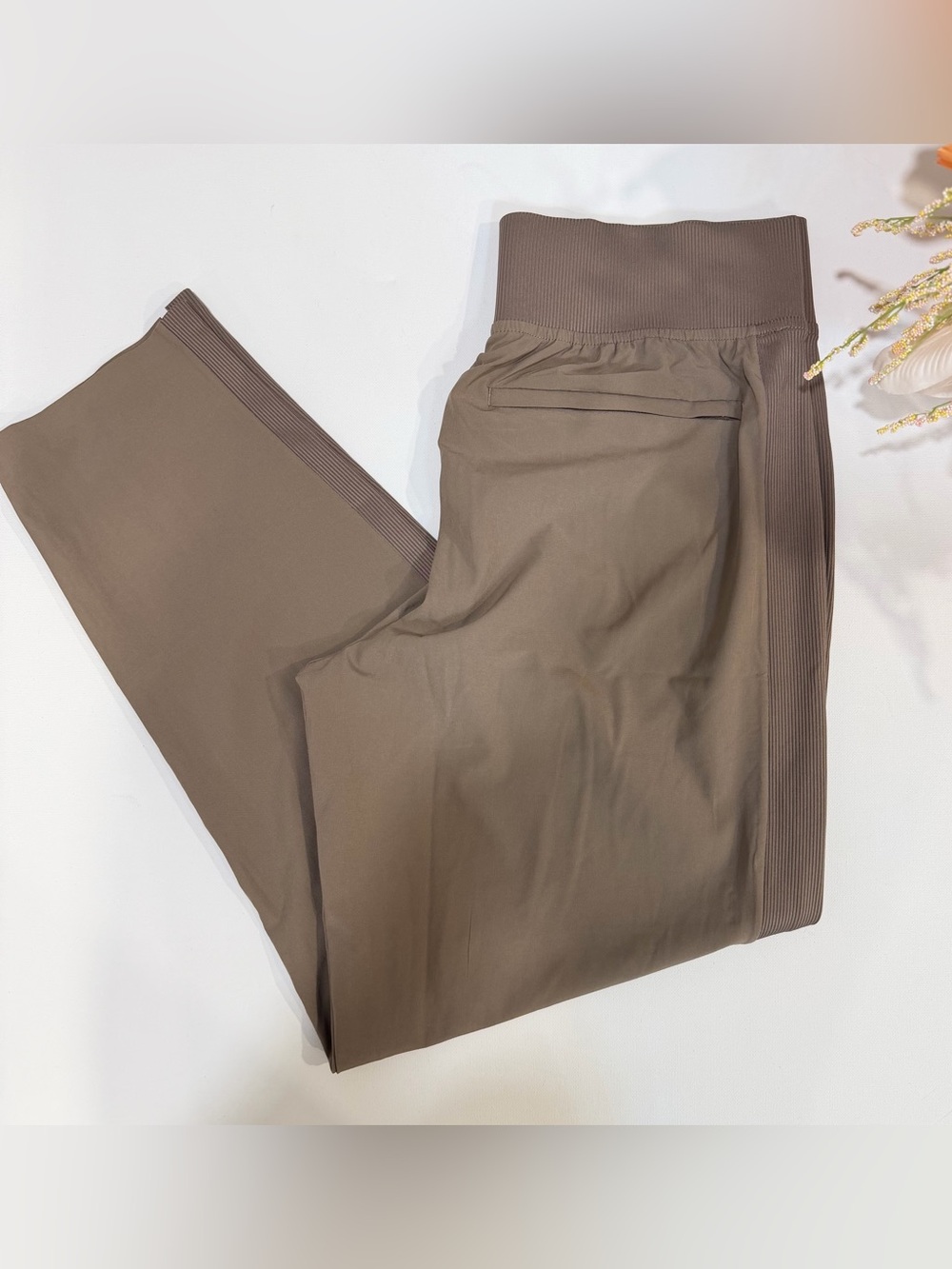 Kirkland Signature Light Tan - Olive Ribbed High-Waist Wide-Leg Pants - Size S